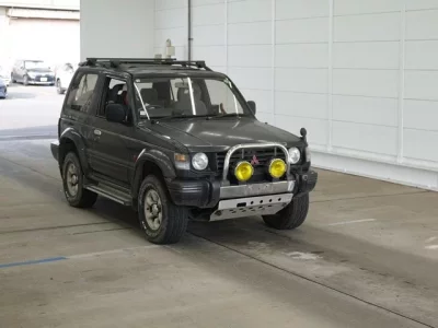 Mitsubishi PAJERO