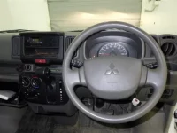 Mitsubishi MINICAB VAN лот № 3026 оценка 3.5  с аукциона в Японии 3