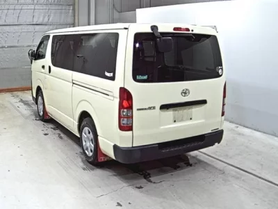 Toyota REGIUS ACE VAN