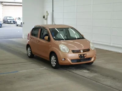 Toyota PASSO  с аукциона в Японии