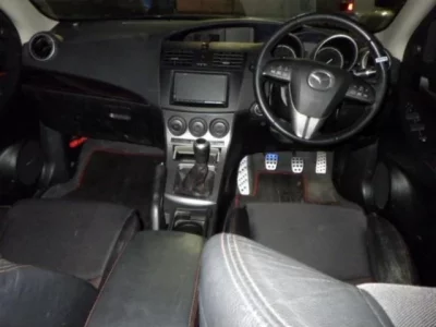 Mazda AXELA  с аукциона в Японии