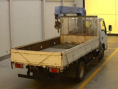 Isuzu ELF  с аукциона в Японии