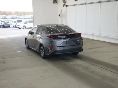 Toyota PRIUS PHV