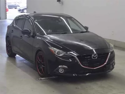Mazda AXELA  с аукциона в Японии