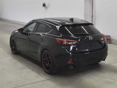 Mazda AXELA  с аукциона в Японии