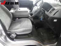 Toyota HIACE лот № 9008 оценка R  с аукциона в Японии 8