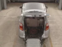 Toyota RACTIS лот № 8481 оценка 3  с аукциона в Японии 5