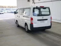 Nissan CARAVAN VAN лот № 2231 оценка 3  с аукциона в Японии 1
