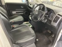 Mitsubishi DELICA D5 лот № 2220 оценка 4  с аукциона в Японии 3