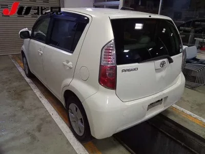 Toyota PASSO  с аукциона в Японии