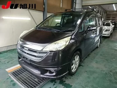Honda STEP WAGON  с аукциона в Японии