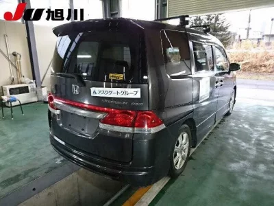 Honda STEP WAGON  с аукциона в Японии