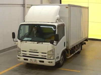 Isuzu ELF