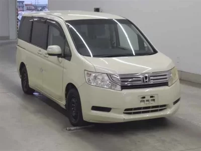 Honda STEP WAGON  с аукциона в Японии