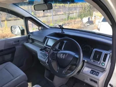 Honda STEP WAGON  с аукциона в Японии