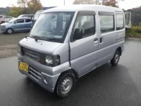 Nissan CLIPPER VAN лот № 1823 оценка R  с аукциона в Японии 3