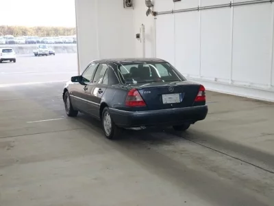 Mercedes-Benz C CLASS  с аукциона в Японии