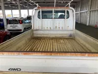 Toyota TOYOACE лот № 25053 оценка 3  с аукциона в Японии 9