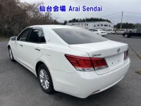 Toyota CROWN лот № 41002 оценка RA  с аукциона в Японии 1