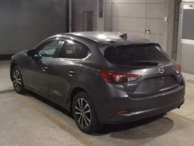 Mazda AXELA  с аукциона в Японии
