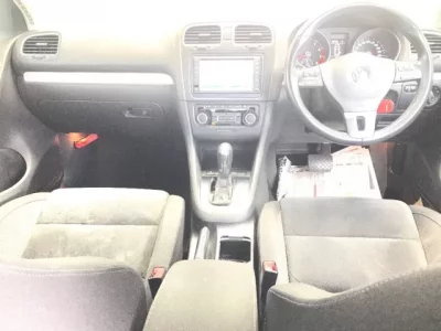 Volkswagen GOLF  с аукциона в Японии