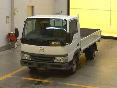 Mazda TITAN  с аукциона в Японии