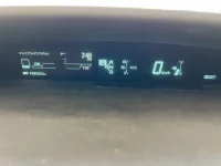 Toyota PRIUS лот № 2264 оценка RA  с аукциона в Японии 5