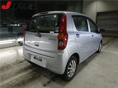Daihatsu MIRA  с аукциона в Японии