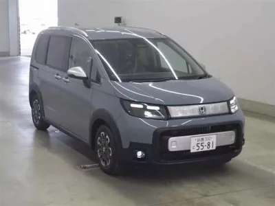 Honda FREED  с аукциона в Японии