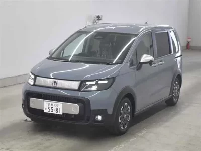 Honda FREED  с аукциона в Японии