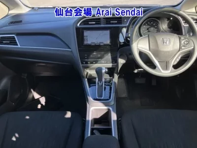 Honda SHUTTLE  с аукциона в Японии