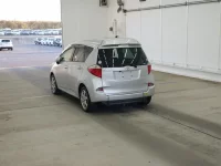 Toyota RACTIS лот № 2276 оценка 4  с аукциона в Японии 1