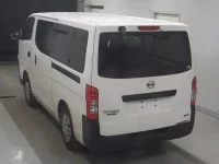 Nissan CARAVAN VAN лот № 4003 оценка 3  с аукциона в Японии 1