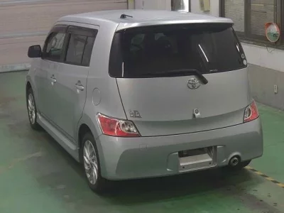 Toyota BB  с аукциона в Японии