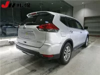 Nissan X-TRAIL лот № 1007 оценка 3.5  с аукциона в Японии 1