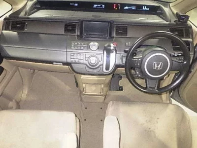 Honda STEP WAGON  с аукциона в Японии