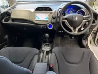 Honda FIT лот № 2315 оценка 3.5  с аукциона в Японии 4
