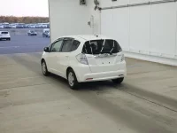 Honda FIT лот № 2315 оценка 3.5  с аукциона в Японии 1