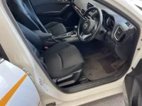 Mazda AXELA лот № 2296 оценка 4  с аукциона в Японии 3