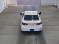 Mazda AXELA лот № 2296 оценка 4  с аукциона в Японии 2