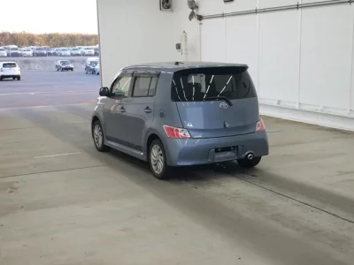 Toyota BB  с аукциона в Японии