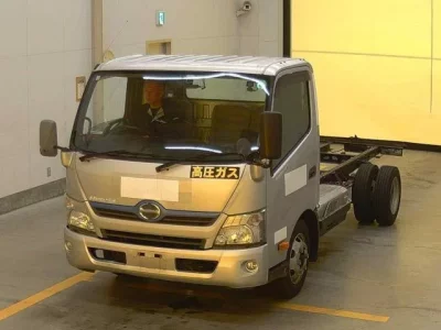 Hino DUTRO  с аукциона в Японии
