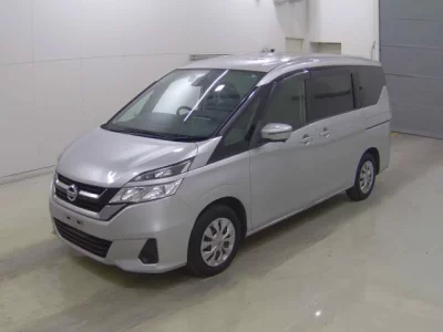 Nissan SERENA  с аукциона в Японии