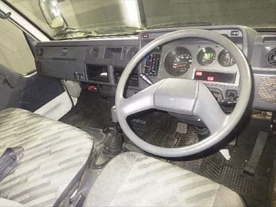 Toyota DYNA  с аукциона в Японии