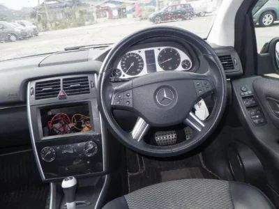 Mercedes-Benz B CLASS