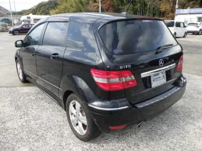 Mercedes-Benz B CLASS