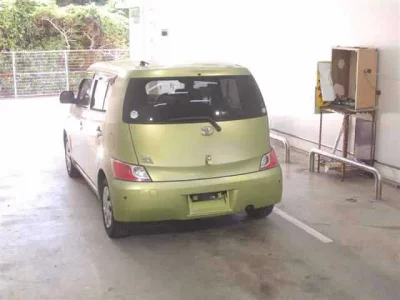Toyota BB  с аукциона в Японии