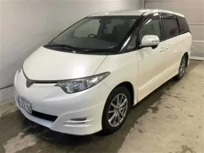 Toyota ESTIMA  с аукциона в Японии