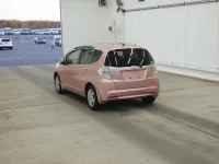 Honda FIT лот № 2316 оценка 3.5  с аукциона в Японии 1