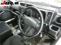 Toyota SUCCEED лот № 1020 оценка 3  с аукциона в Японии 2